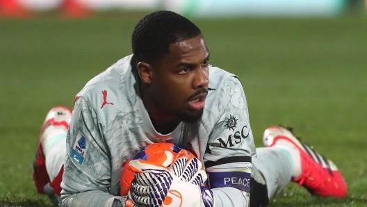 星空体育-米体：米兰续约迈尼昂谈判接近达成，客战罗马后进行关键会谈